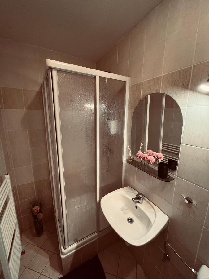Hotel KRAS Rožňava Exterior foto